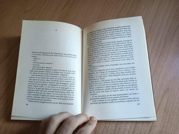 La parte buia del giorno | Alison Smith - Mondadori
