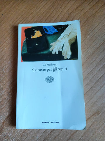 Cortesie per gli ospiti | Ian McEwan - Einaudi