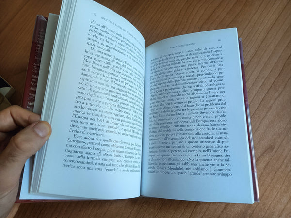 Identità è sapere chi siamo e perchè esistiamo | Aa.Vv - Marietti