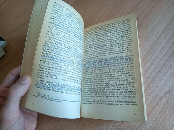 Storia dell’Italia moderna Vol. 10 La seconda guerra mondiale. Il crollo del fascismo. La resistenza | Giorgio Candeloro - Feltrinelli