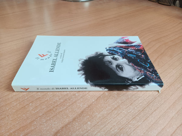 Il mondo di Isabel Allende | Celia Correas Zapata, a cura di - Feltrinelli