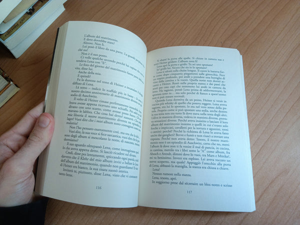 La notte più buia | Monika Held - Neri Pozza