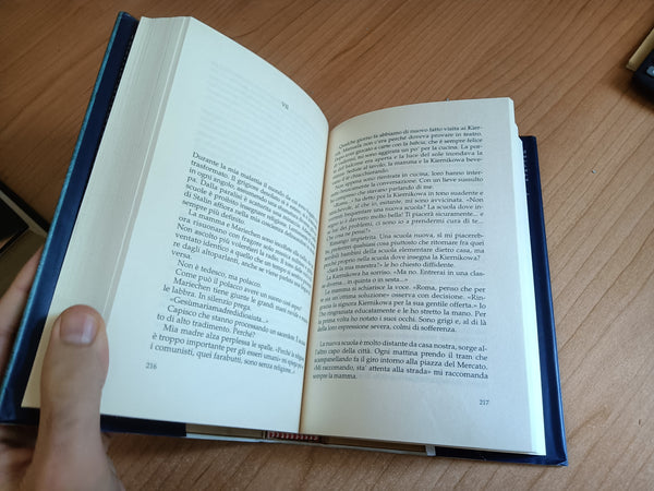 La bambina col cappotto rosso | Roma Ligocka - Mondadori