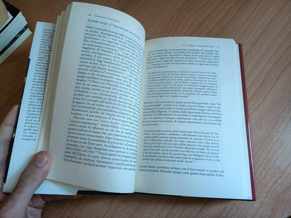 Una donna al suo fianco. Le signore delle SS | Gudrun Schwarz - Il Saggiatore