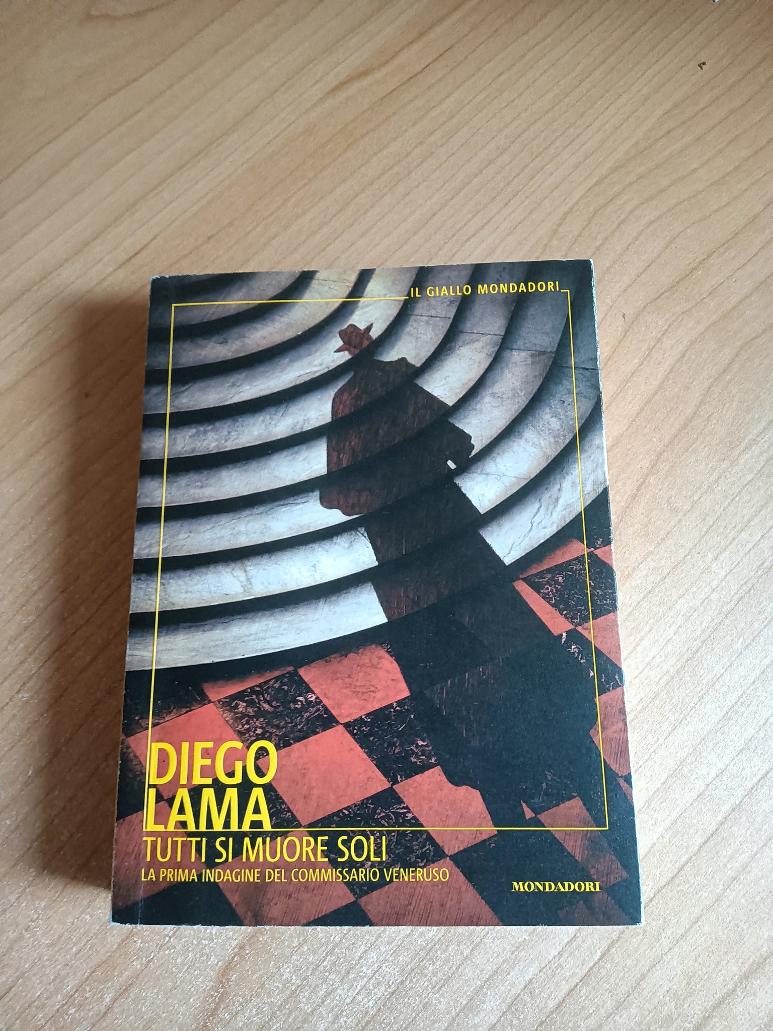 Tutti si muore soli | Diego Lama - Mondadori