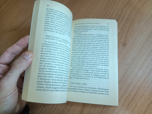 Marihuana. Uno scandalo internazionale | Guido Blumir - Einaudi