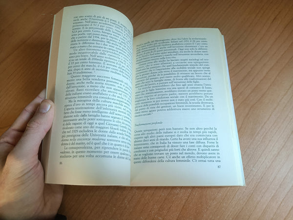 Le donne fanno paura | Chiara Valentini - Saggiatore