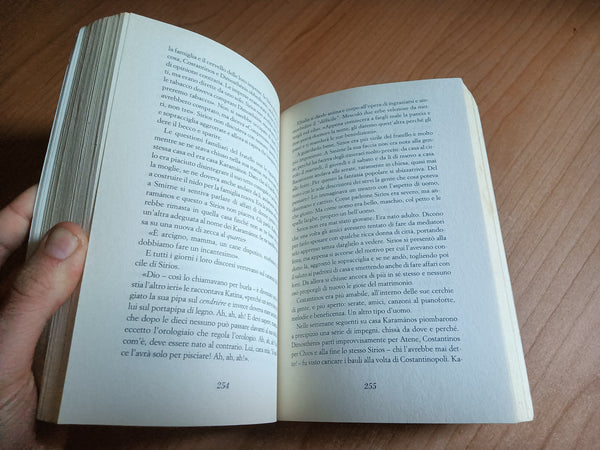 Le streghe di Smirne | Mara Meimaridi - Edizioni e/o