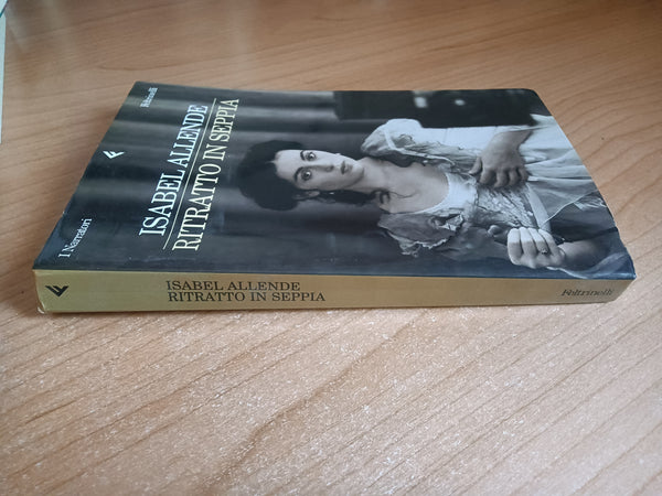 Ritratto in seppia | Isabel Allende - Feltrinelli