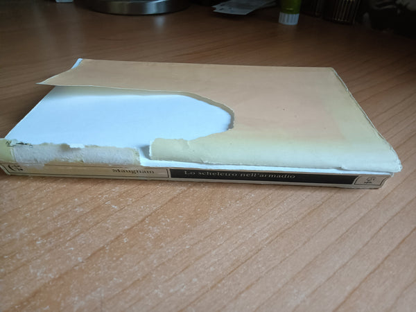 Lo scheletro nell’armadio | W. Somerset Maugham - Adelphi