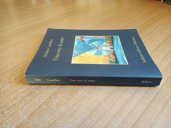Una voce di notte | Andrea Camilleri - Sellerio