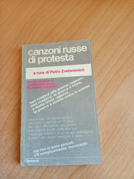 Canzoni russe di protesta | Zveteremich - Garzanti