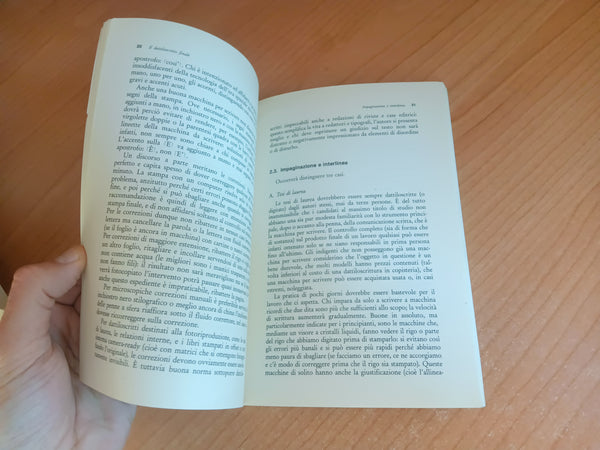 La forma del testo. Guida pratica alla stesura di tesi di laurea, relazioni, articoli, volumi | Girolamo; Toschi - Mulino