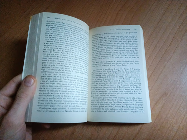 Seppellite il mio cuore a Wounded Knee | Dee Brown - Mondadori