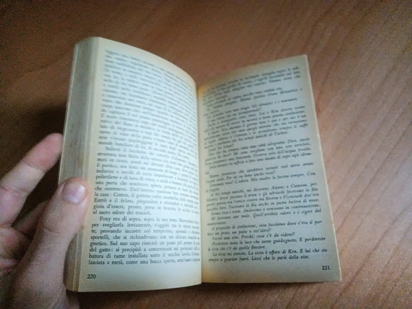 Coppie | John Updike - Feltrinelli