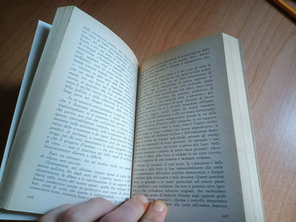 Stato e società in Italia | Perna, D’Albergo, Occhetto, Ingrao - Editori Riuniti