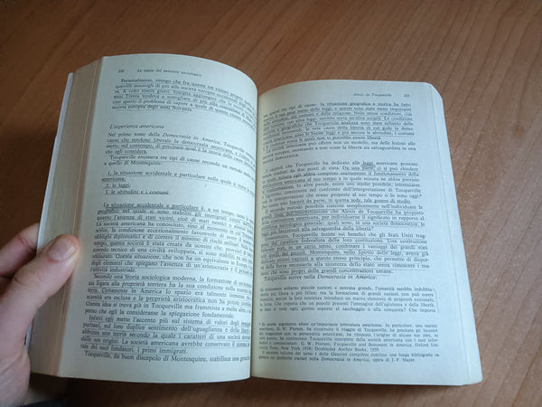 Le tappe del pensiero sociologico. Montesquieu, Comte, Marx, Tocqueville, Durkheim, Pareto, Weber | Raymond Aron - Mondadori