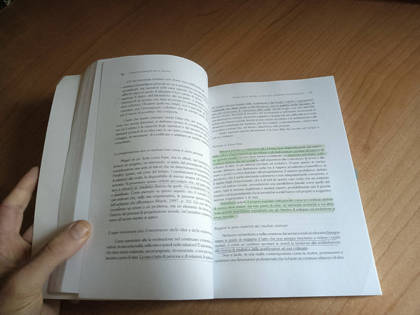 Contesti educativi per il sociale | L. Cerrocchi; L. Dozza