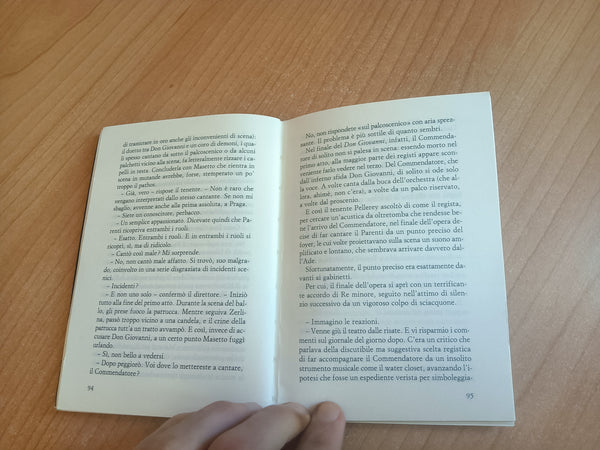 Buchi nella sabbia | Marco Malvaldi - Sellerio