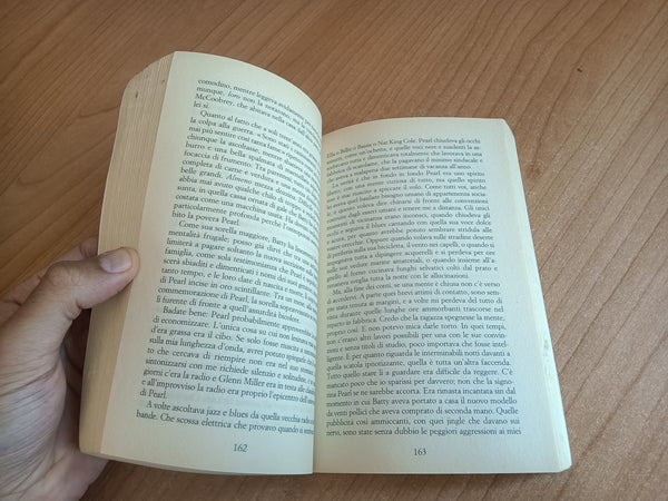 Sguardi di donna. Diciannove racconti diciannove scrittrici irlandesi | Aa.Vv - Guanda