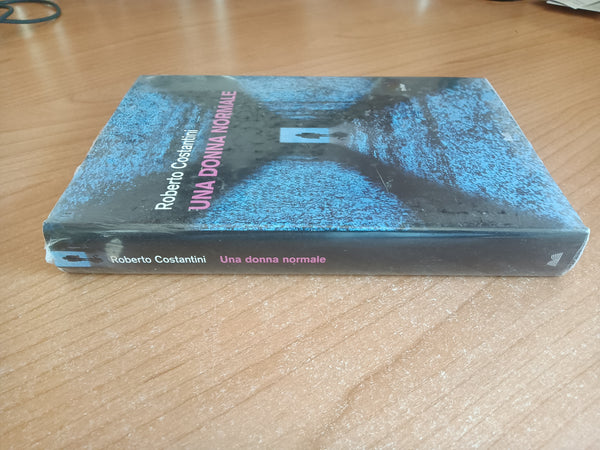 Una donna normale | Roberto Costantini