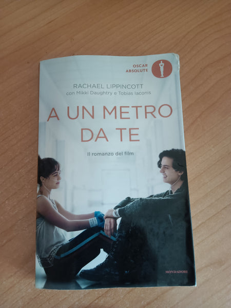 A un metro da te | Rachael Lippincott - Mondadori