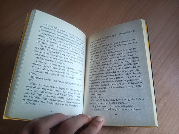 Il medaglione | Andrea Camilleri - Mondadori
