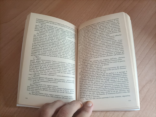 D’amore e ombra | Isabel Allende - Feltrinelli