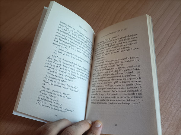La lunga notte del dottor Galvan | Daniel Pennac - Feltrinelli