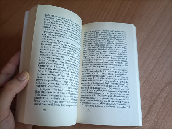 Una questione privata. I ventitre giorni della città di Alba | Beppe Fenoglio - Einaudi