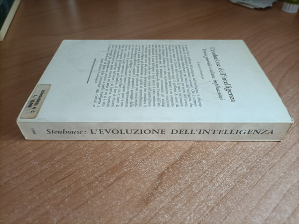 L’evoluzione dell’intelligenza. Teoria generale e alcune implicazioni | David Stenhouse