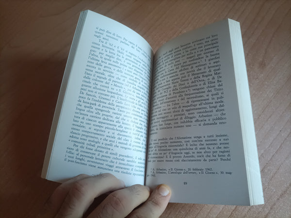 Lo scrittore e il potere | Nello Ajello - Laterza