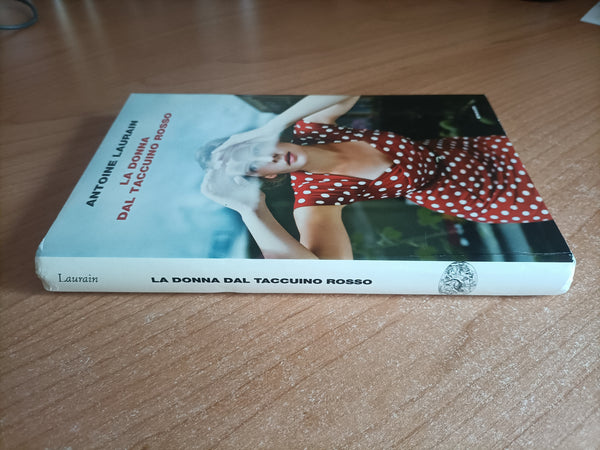La donna dal taccuino rosso | Antoine Laurain - Einaudi