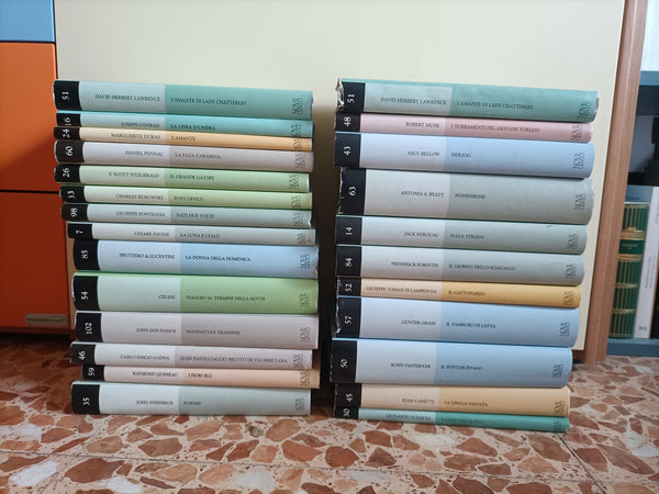 Lotto 25 libri - La biblioteca della repubblica