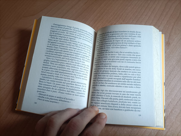 Il Karma del Gorilla | Sandrone Dazieri - Mondadori