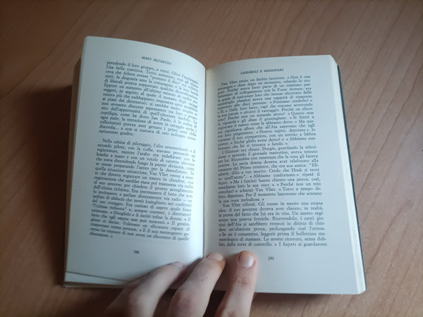 Cannibali e missionari | Mary Mccarthy - Mondadori