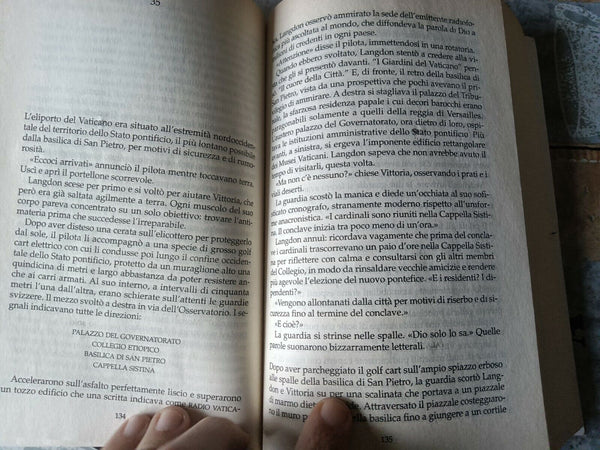 Angeli e demoni | Dan Brown - Mondadori