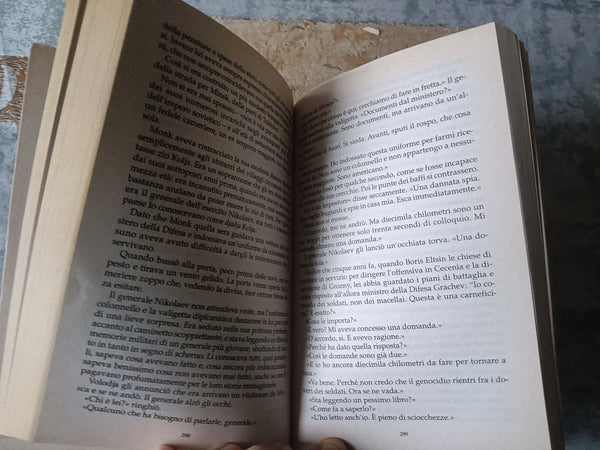 Icona | Frederick Forsyth - Mondadori