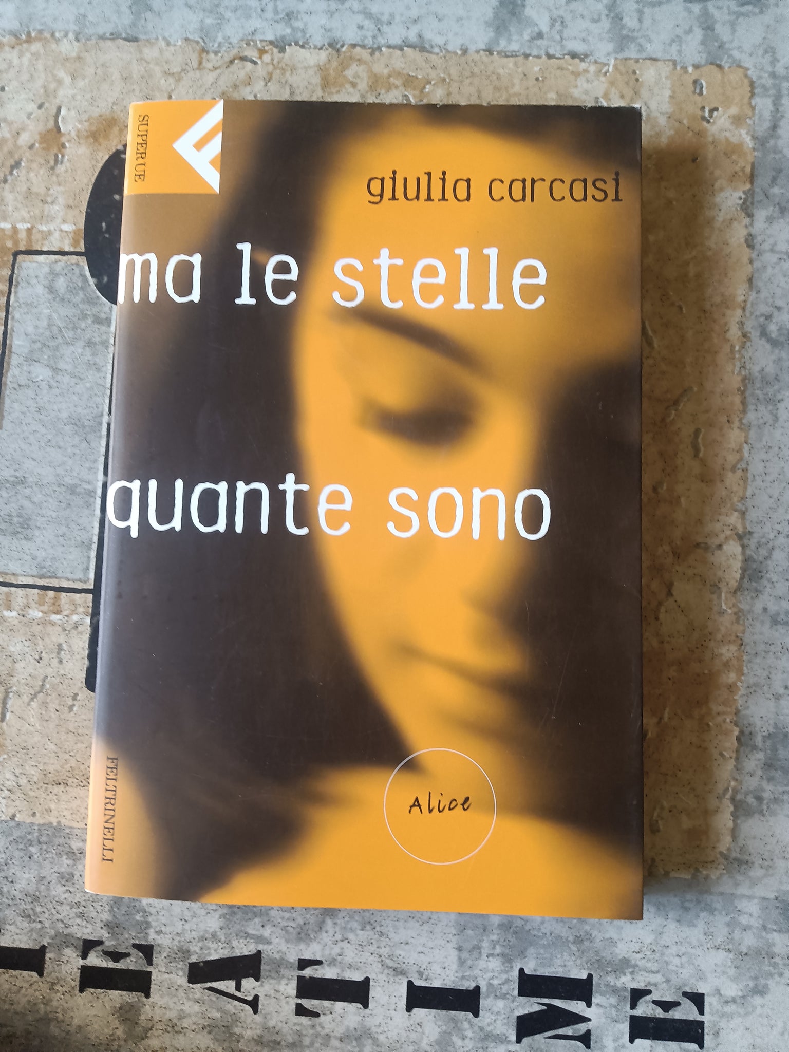 Ma le stelle quante sono | Giulia Carcasi - Feltrinelli