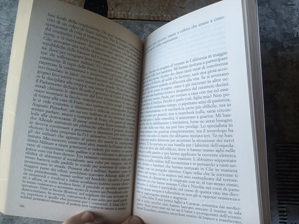 Paula | Isabel Allende - Feltrinelli