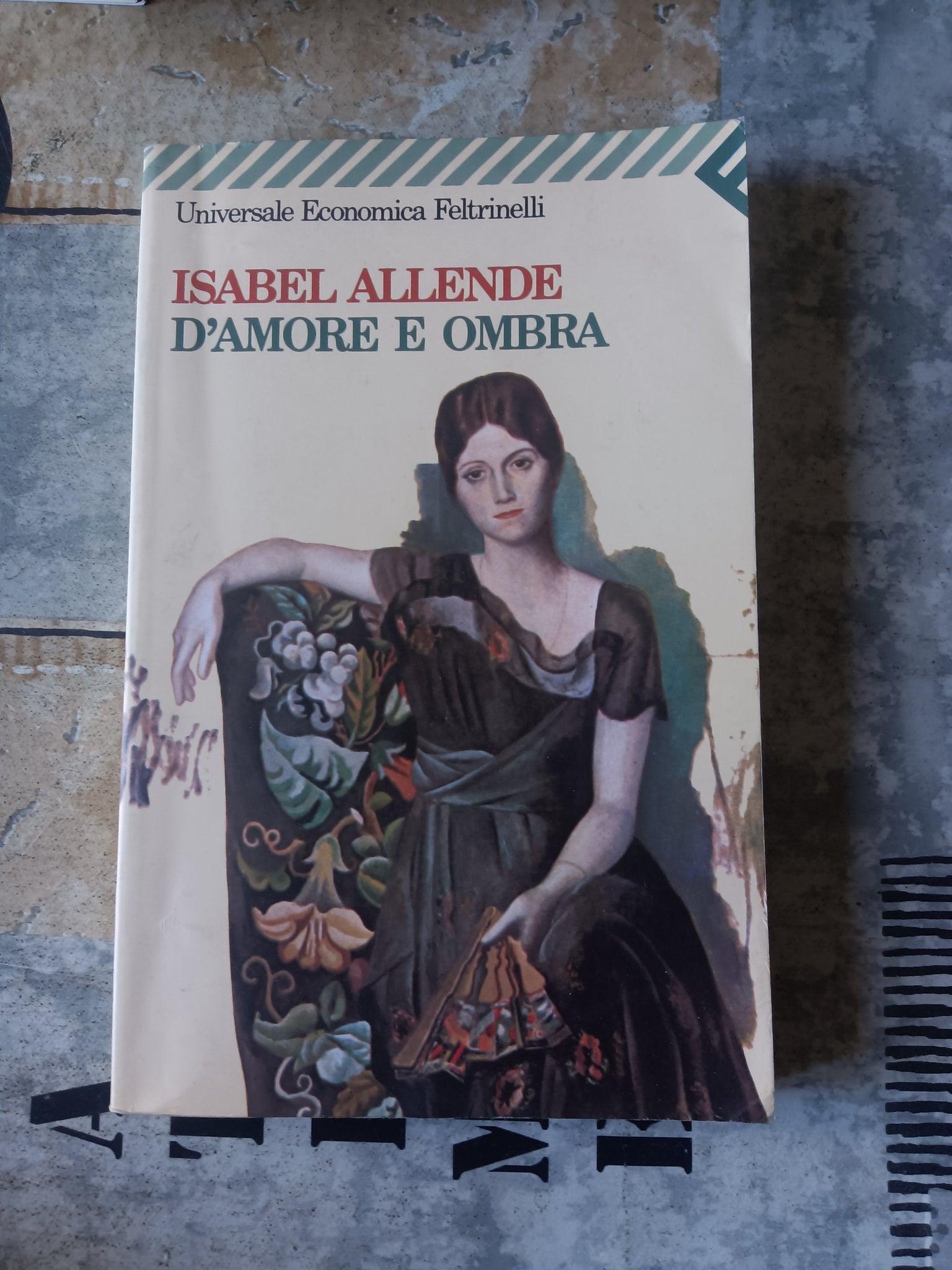 D’amore e ombra | Isabel Allende - Feltrinelli
