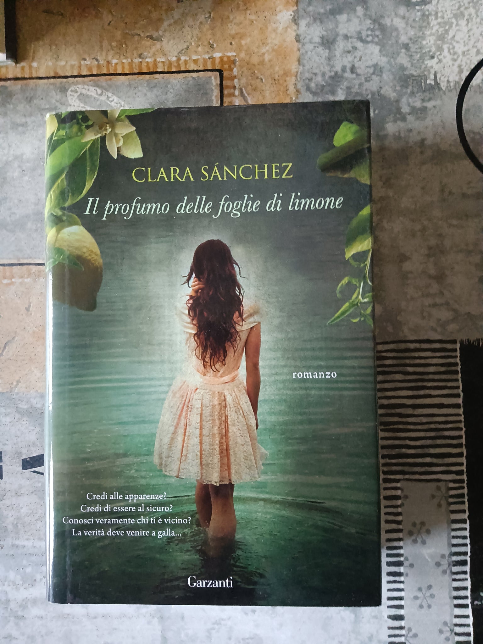 Il profumo delle foglie di Limone | Sánchez Clara
