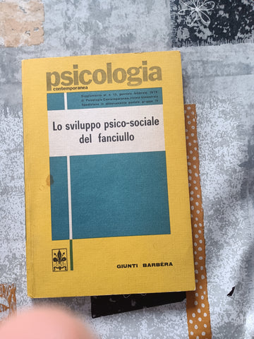 Lo sviluppo psico - sociale del fanciullo | Josselyn I.M.