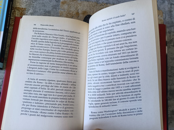 Piazza della Libertà. Storia di un cambio di generazione | Rutelli Francesco - Mondadori