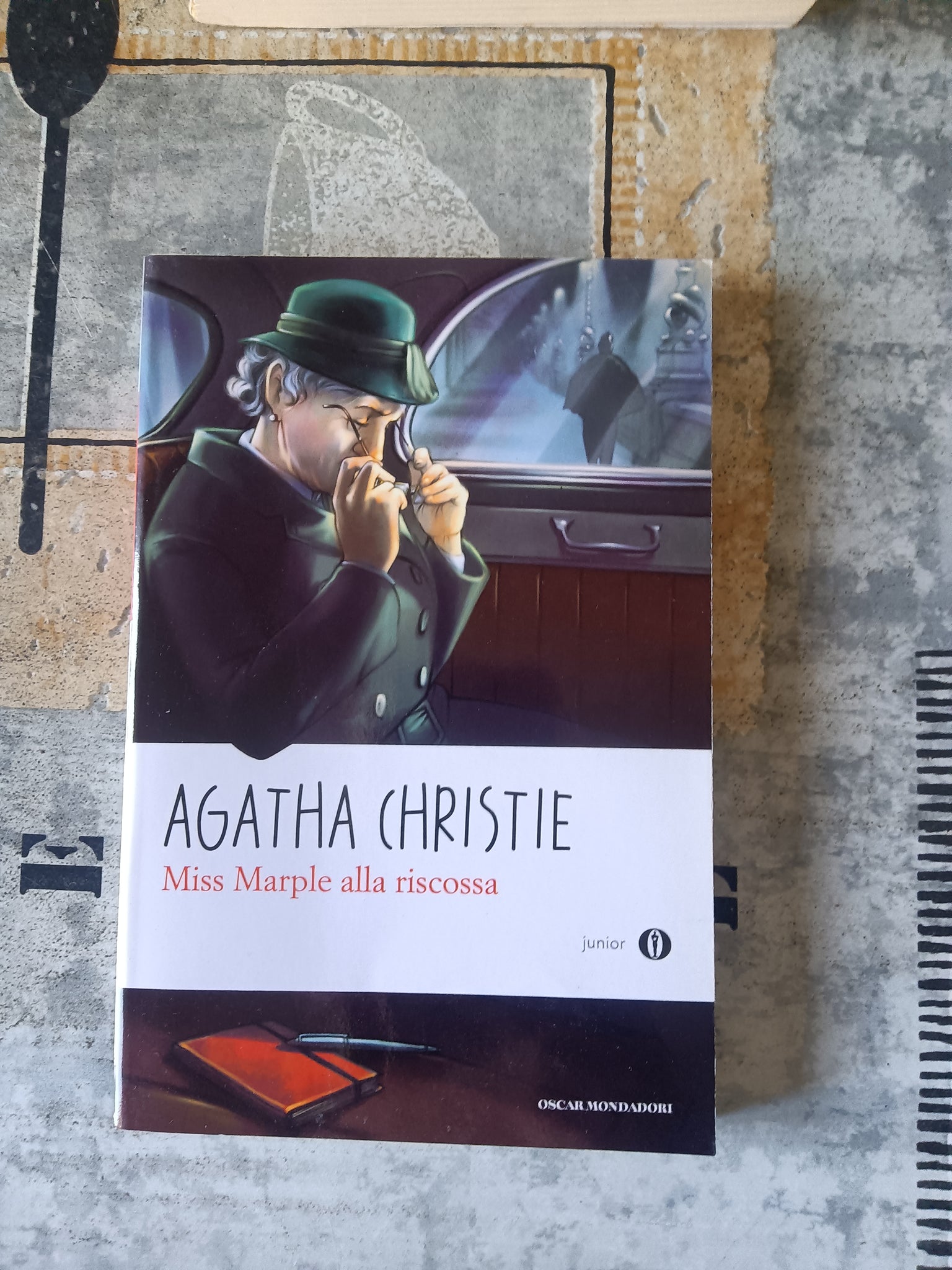 Miss Marple alla riscossa | Agatha Christie - Mondadori