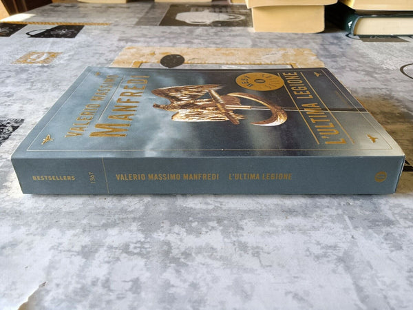 L’ ultima legione | Valerio Massimo Manfredi - Mondadori