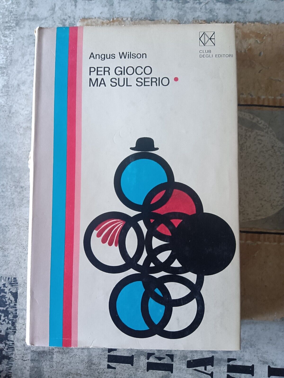 Per gioco ma sul serio | Angus Wilson